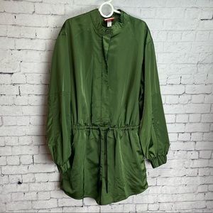 Hunter for Target green romper size small